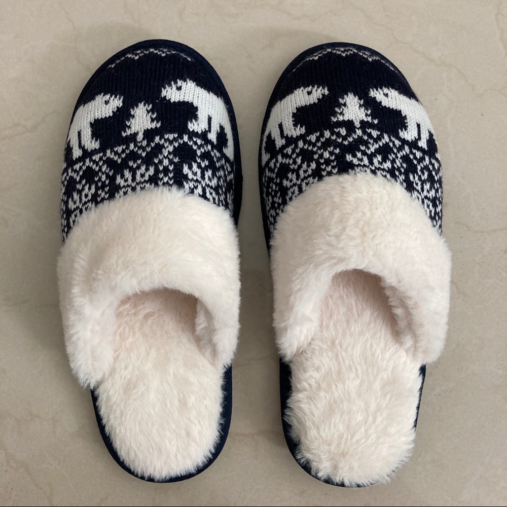 Winter Slippers Faux Fur Knit Pattern size 9